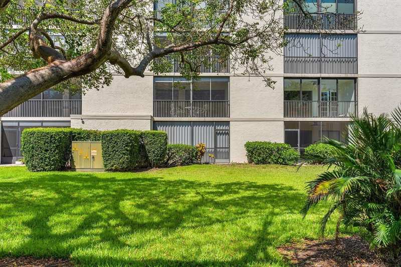 300 N Highway A1a # 203c, Jupiter FL 33477