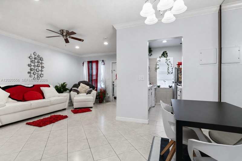 2219 Polk St # 5A, Hollywood FL 33020