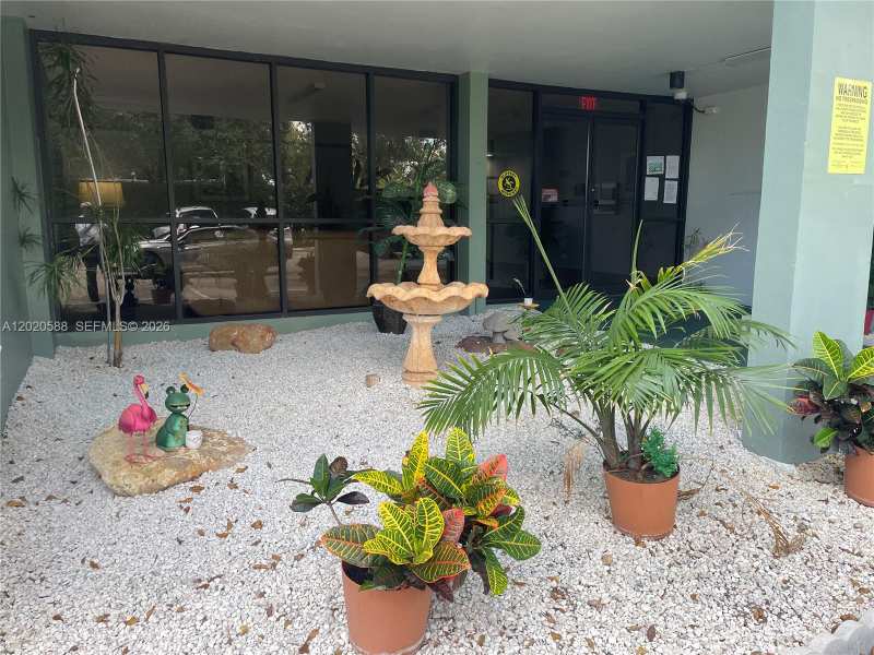 2731 Taft St # 311, Hollywood FL 33020