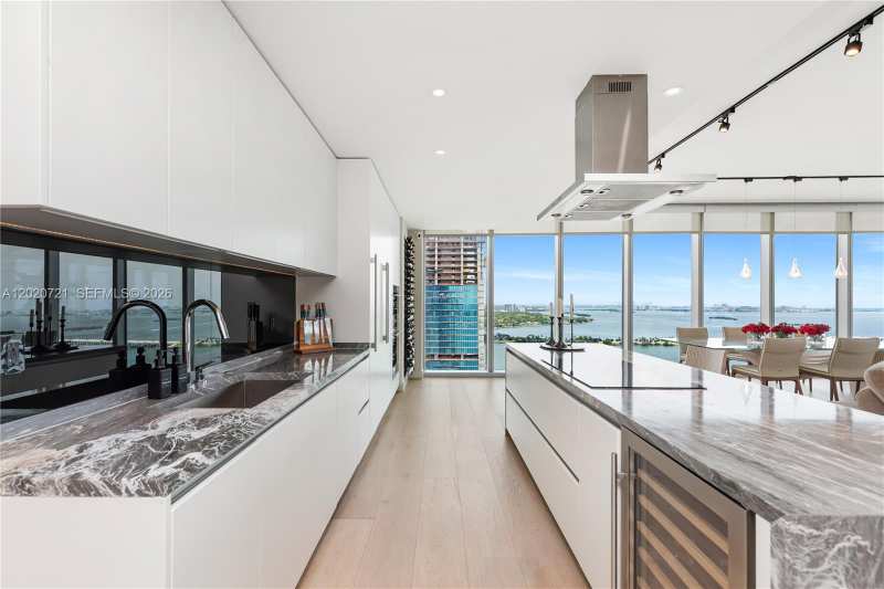700 NE 26th Ter # 2901, Miami FL 33137
