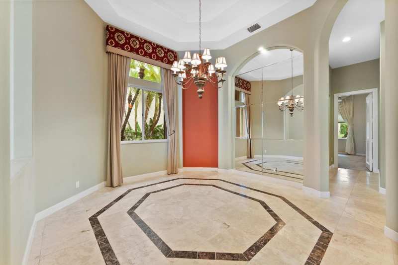 7081 Mallorca Crescent, Boca Raton FL 33433