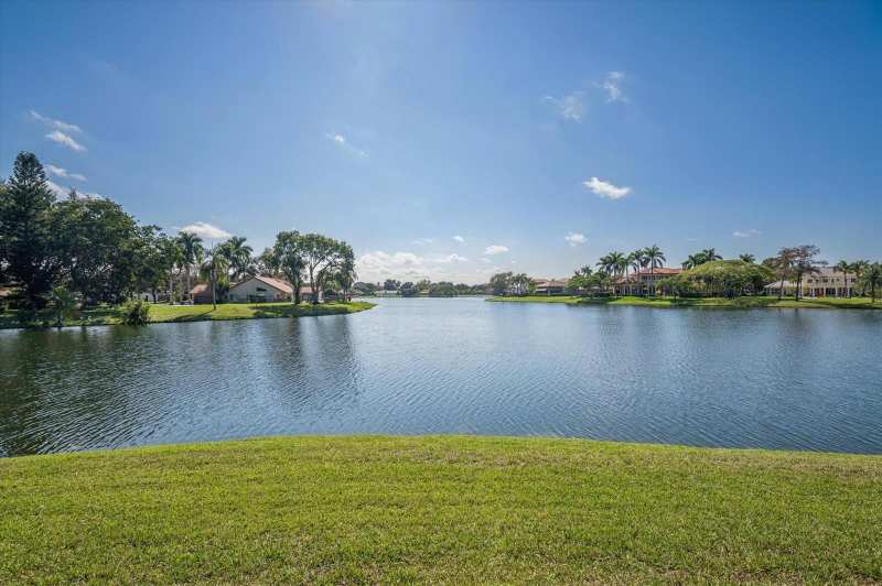 7600 Hyannis Lane, Parkland FL 33067