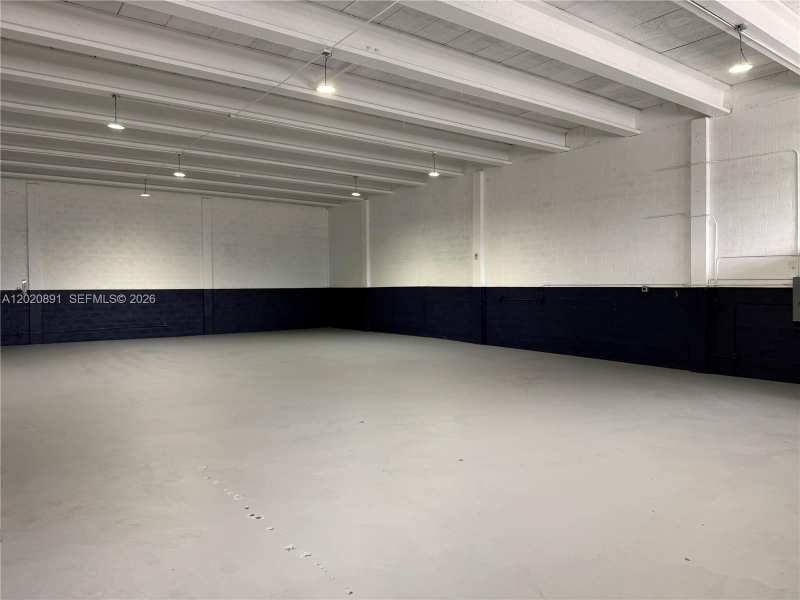 3911 NW 25 ST, Miami FL 33142