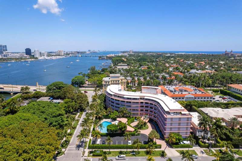 315 S Lake Drive # 1a, Palm Beach FL 33480