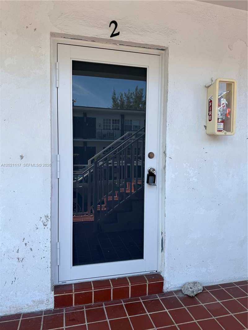 500 77th St # 2, Miami Beach FL 33141