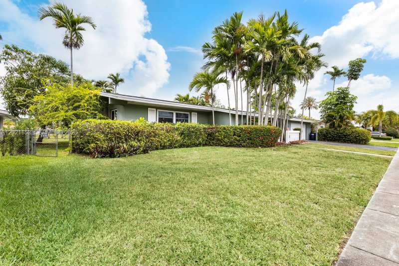 8791 SW 85th St, Miami FL 33173