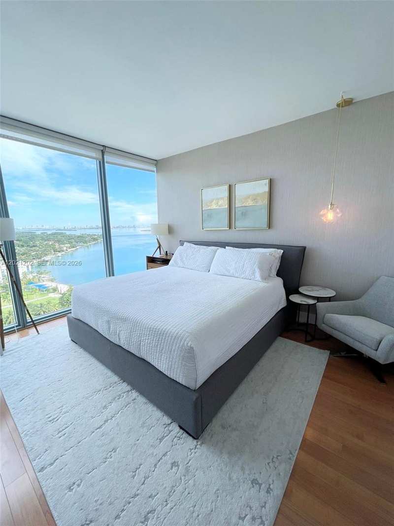 601 NE 36th St # 1805, Miami FL 33137