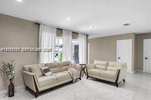1540 SE 23rd Ave, Pompano Beach FL 33062