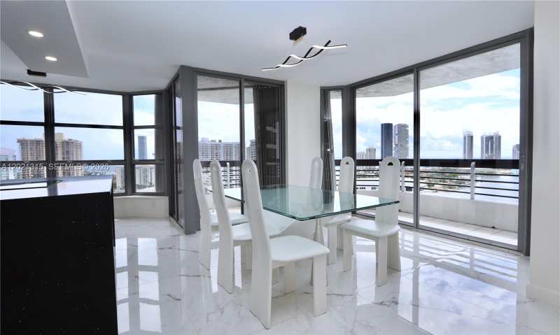 3530 Mystic Pointe Dr # 2510, Aventura FL 33180