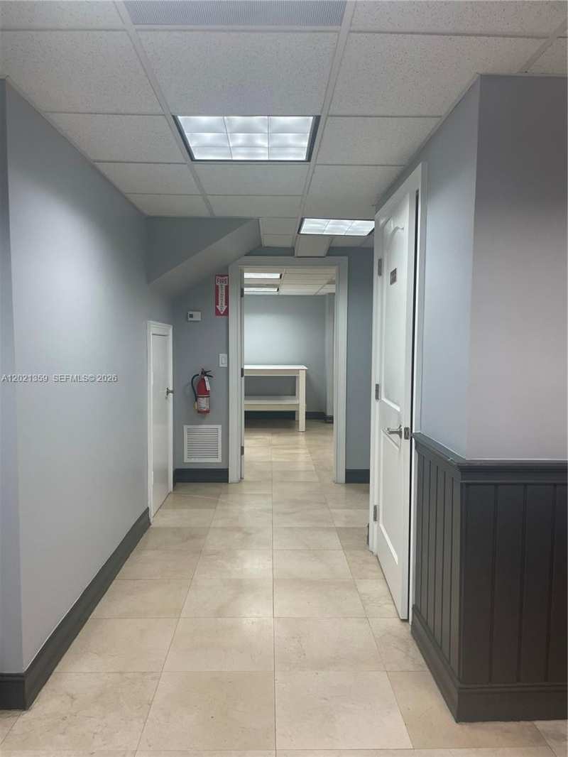 PARK WEST BUSINESS CENTER COND