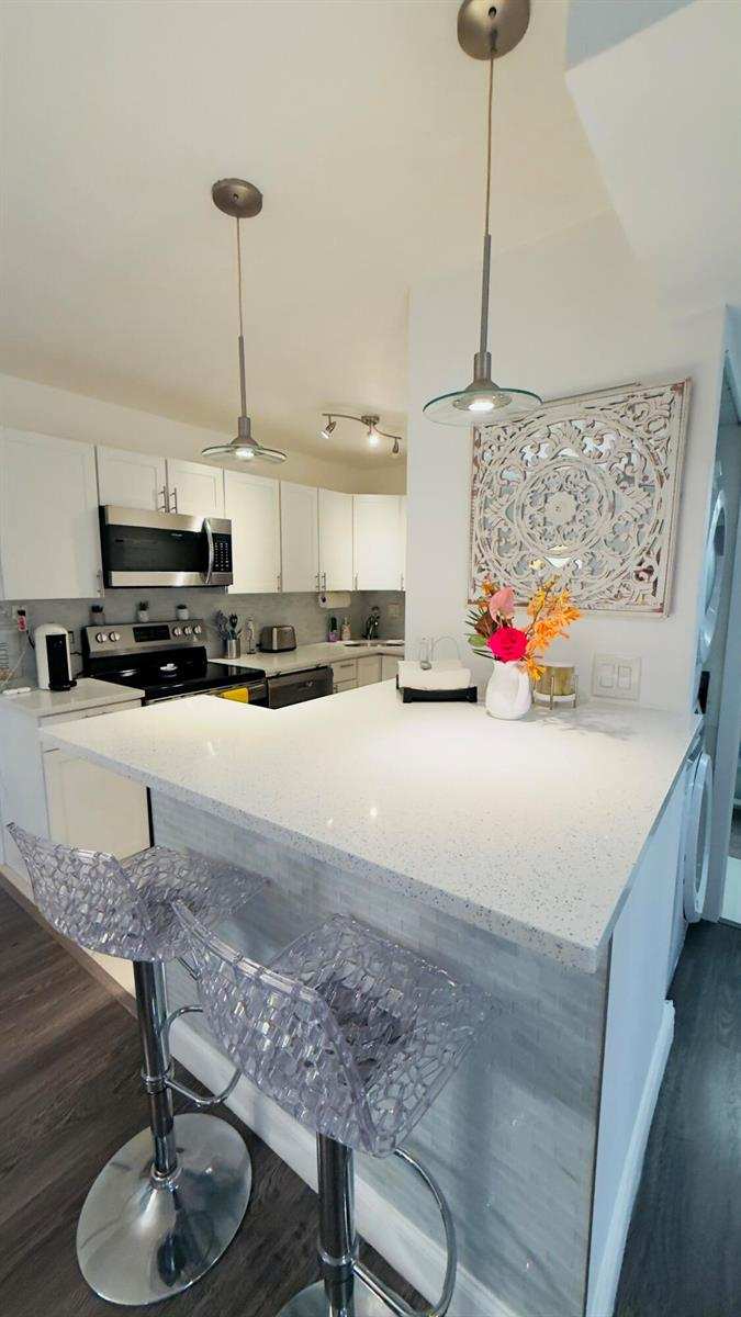 702 SE 2nd Avenue SE # 405, Deerfield Beach FL 33441