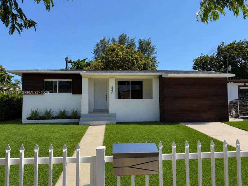 840 NW 67th St, Miami FL 33150