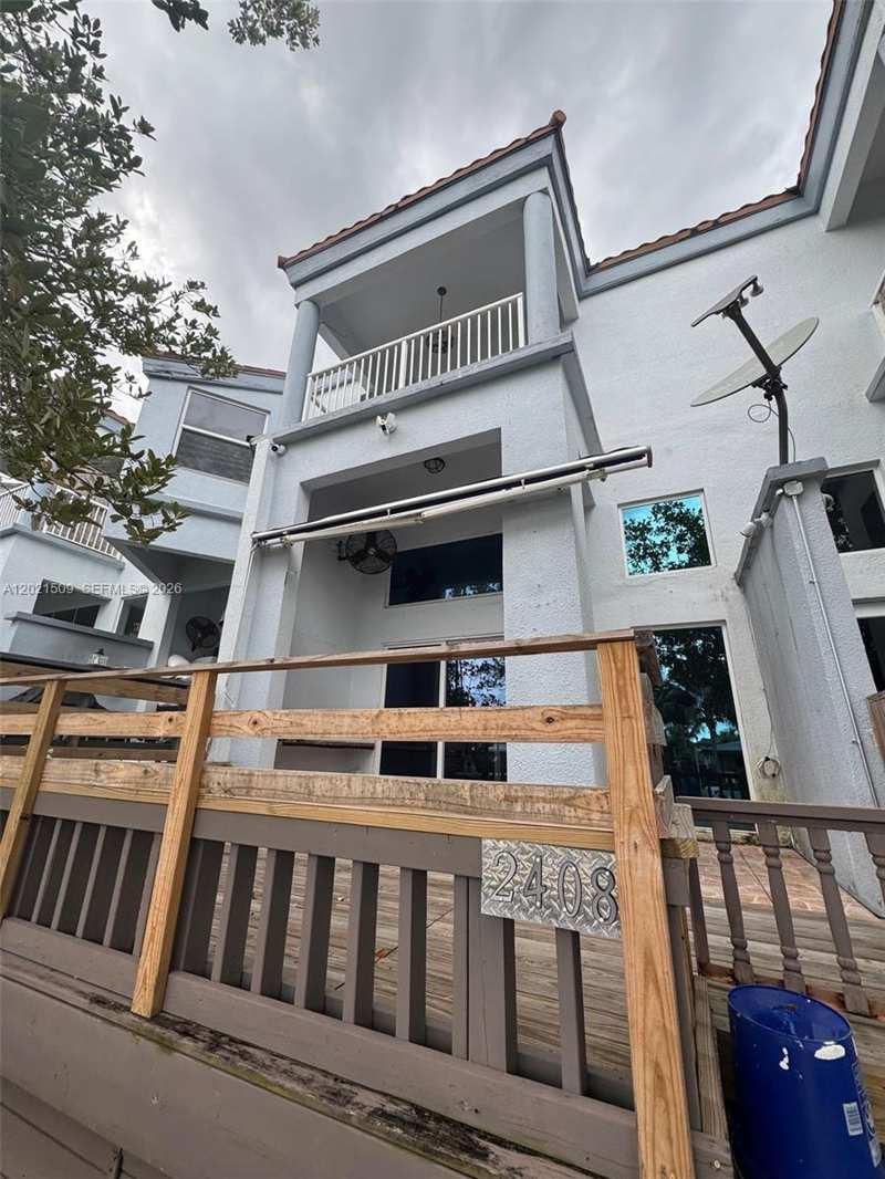 2408 NE 135th St # 2408, North Miami FL 33181