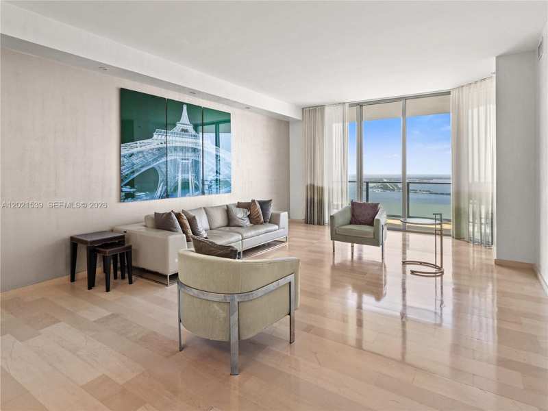 1300 E Brickell Bay Dr # 3701, Miami FL 33131