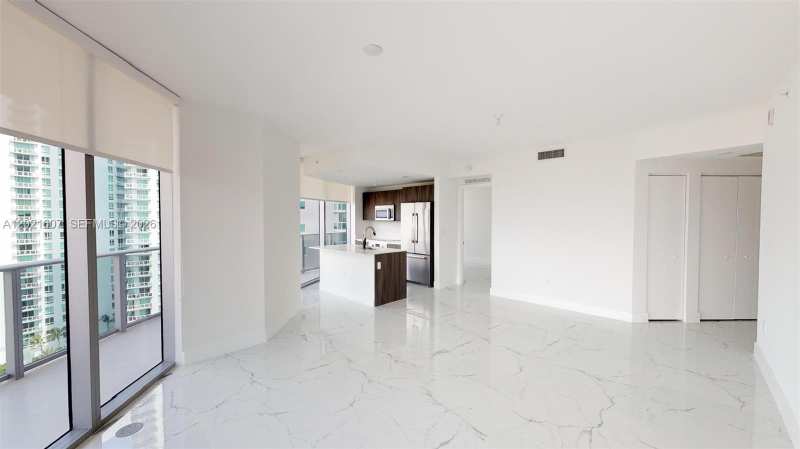 488 NE 18th St # 2401, Miami FL 33132