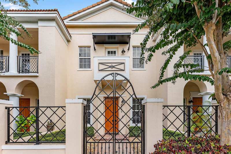 8309 NW 8th Way, Boca Raton FL 33487