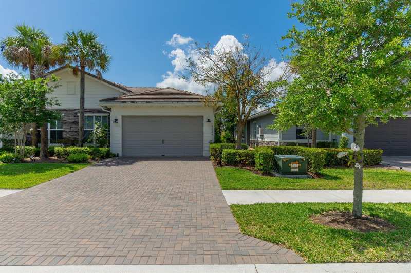 19546 Weathervane Way, Loxahatchee FL 33470