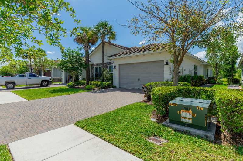 19546 Weathervane Way, Loxahatchee FL 33470