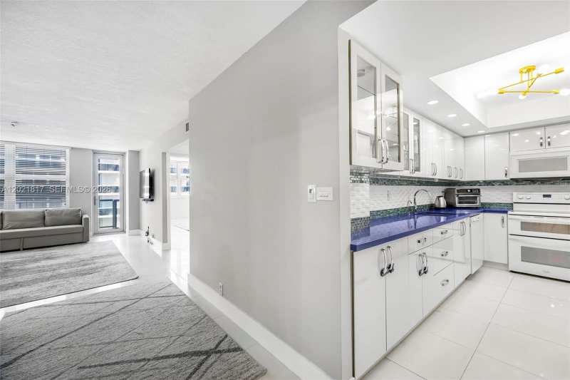 9511 Collins Ave # 1202, Surfside FL 33154