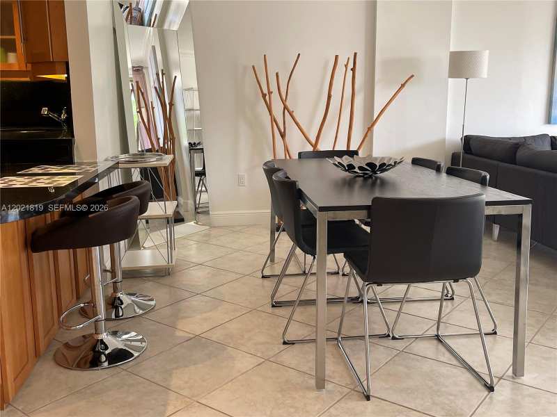 199 Ocean Lane Dr # 413, Key Biscayne FL 33149