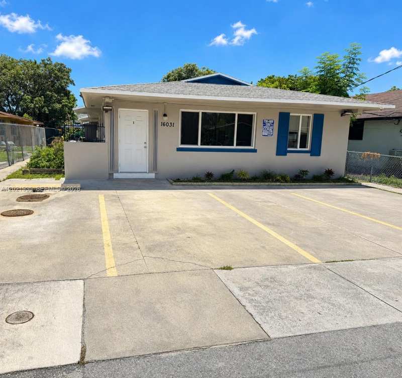 16031 NE 19th Pl, North Miami Beach FL 33162