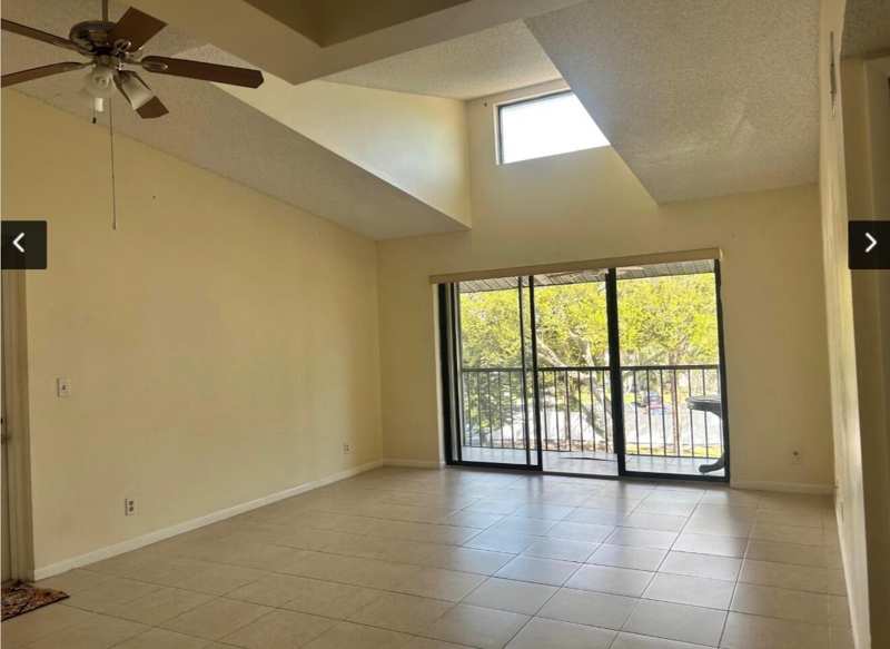 712 Sunny Pine Way # E3, FL 33415