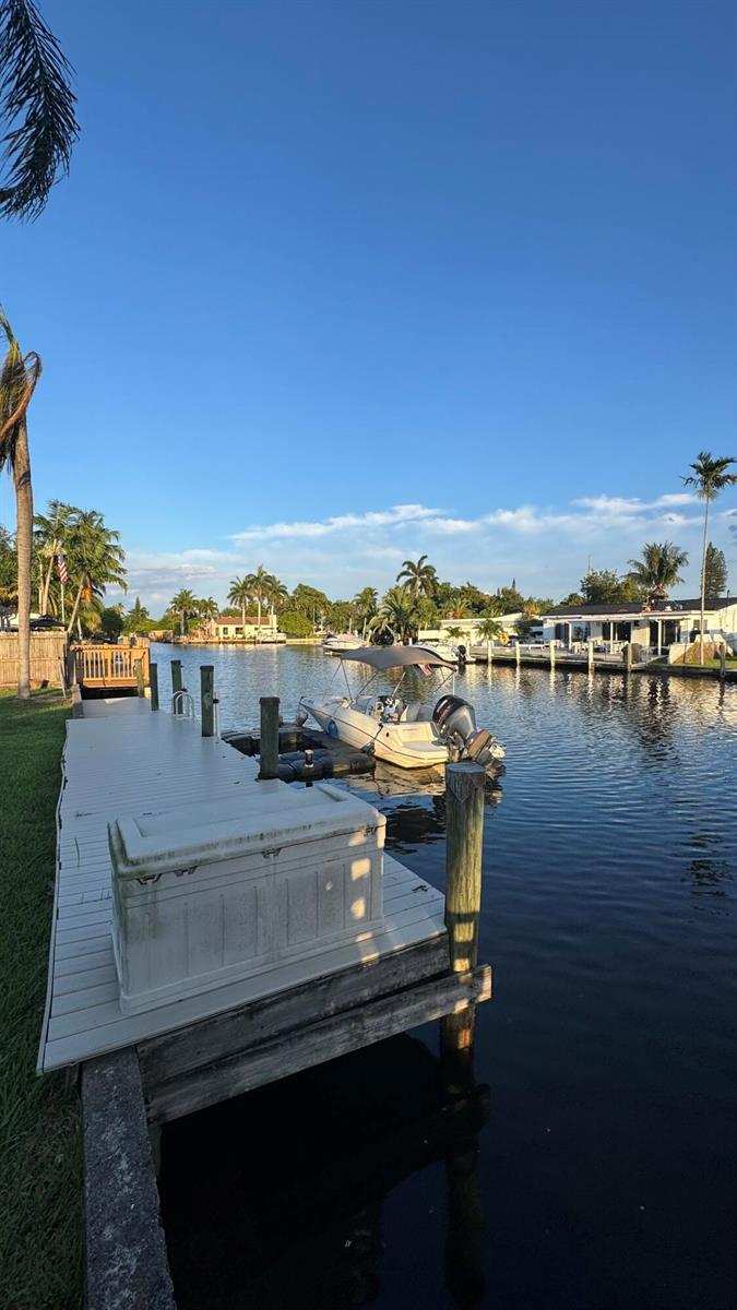 2714 Scott Street, Hollywood FL 33020