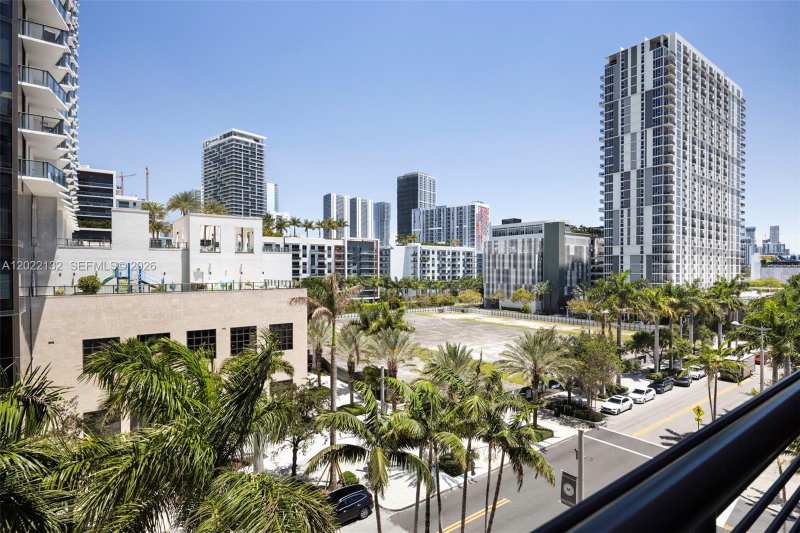 90 NE 32nd St # 504, Miami FL 33127