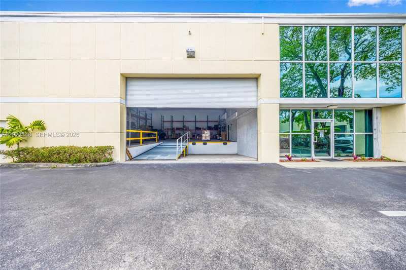 8009 NW 29th St # 8009, Doral FL 33122