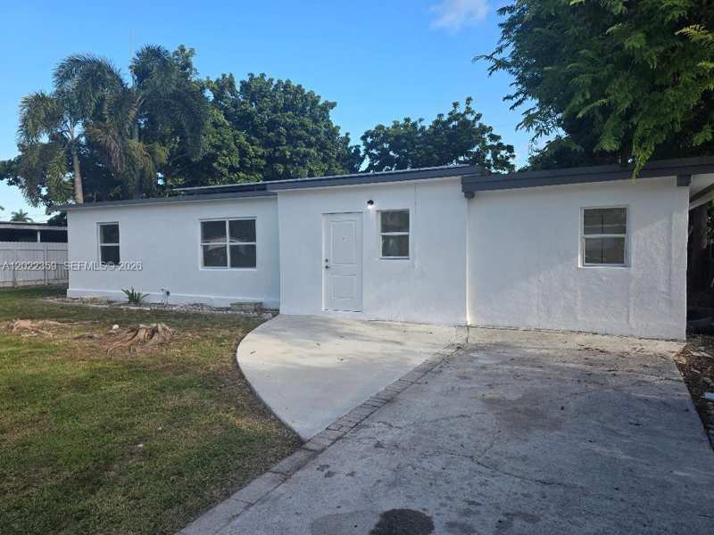 15340 Garfield Dr, Homestead FL 33033