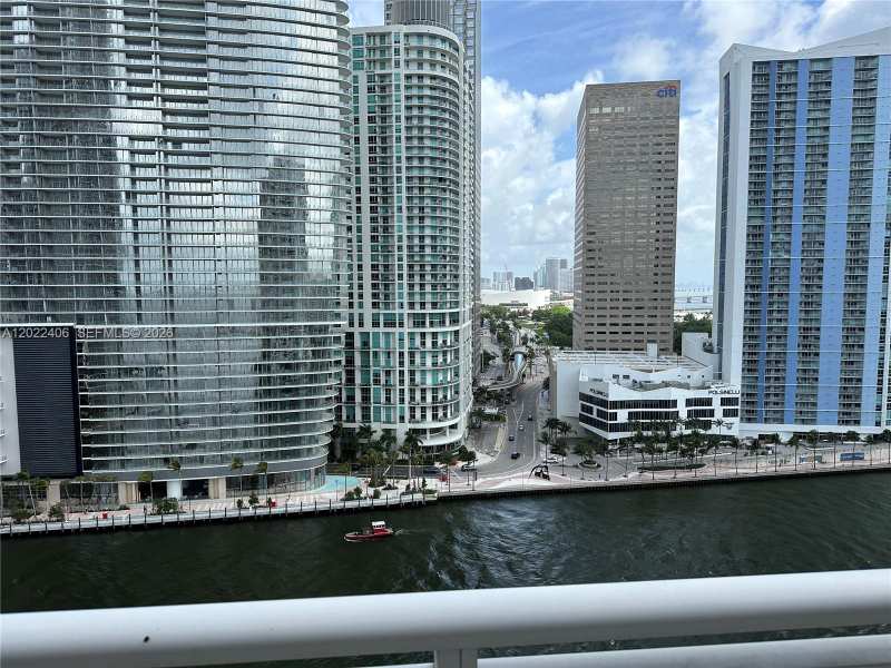 901 Brickell Key Blvd # 2005, Miami FL 33131