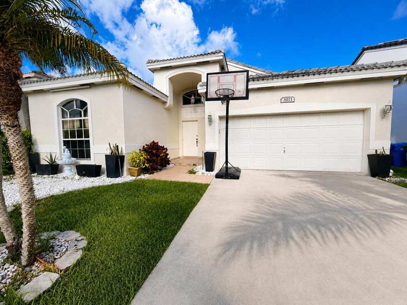 3071 Dogwood Lane, Margate FL 33063