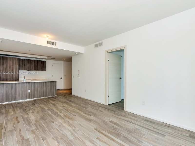 801 S Miami Ave # 2310, Miami FL 33131