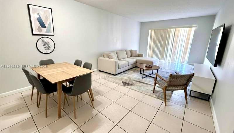 9970 SW 88th St # 9, Miami FL 33176