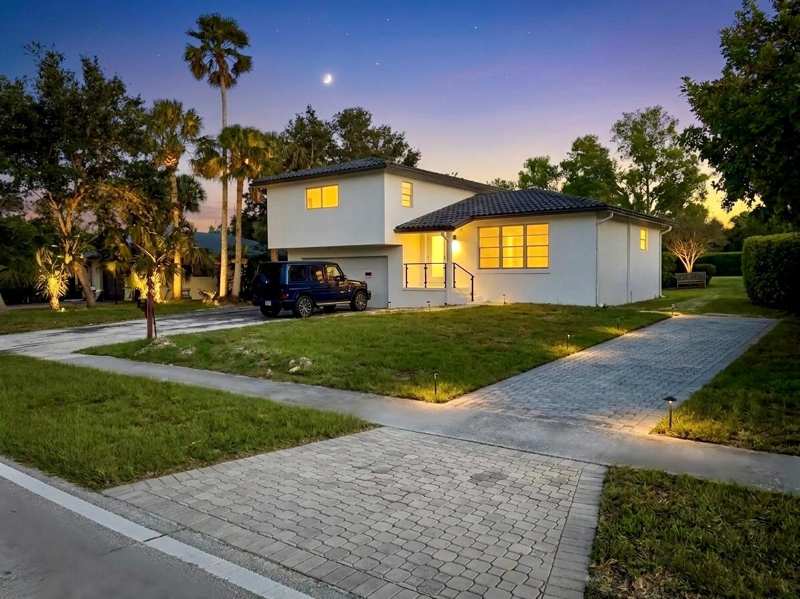 2520 Lone Pine Road, Palm Beach Gardens FL 33410