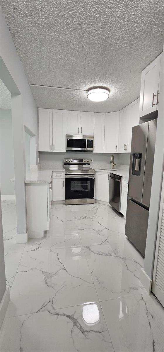 4991 Sable Pine Circle # B1, West Palm Beach FL 33417
