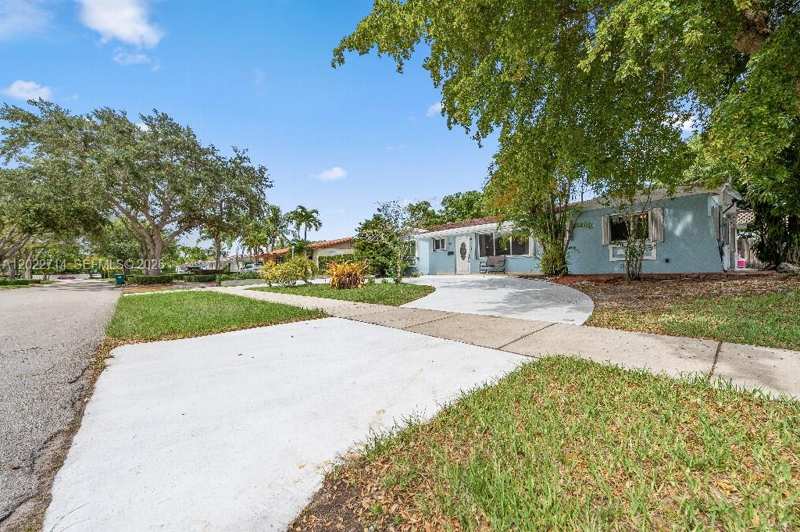7311 SW 139th Ave, Miami FL 33183