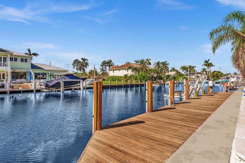 2888 NE 33rd Street, Lighthouse Point FL 33064