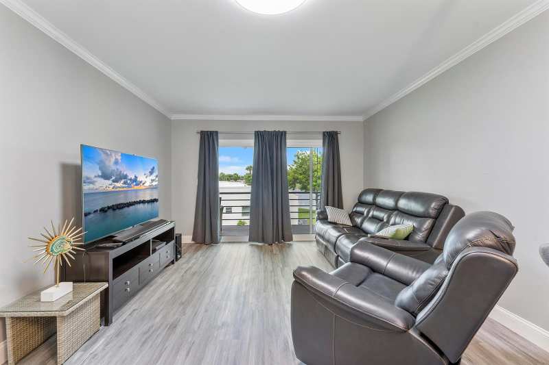118 Lake Constance Drive, West Palm Beach FL 33411