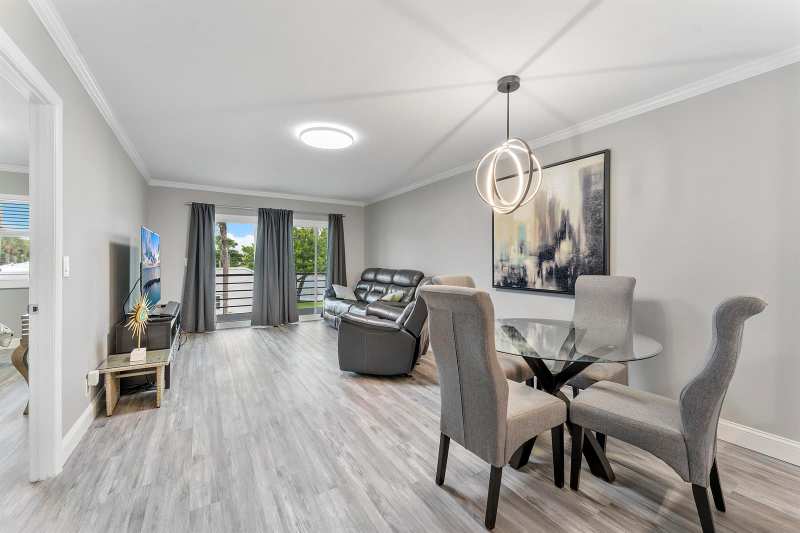 118 Lake Constance Drive, West Palm Beach FL 33411