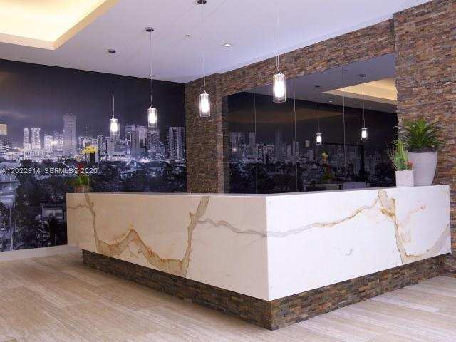 729 NW 2nd St # 505, Miami FL 33128
