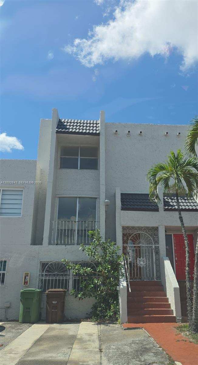 1104 W 44th St # 87, Hialeah FL 33012