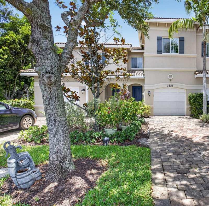 2626 Webb Avenue, Delray Beach FL 33444