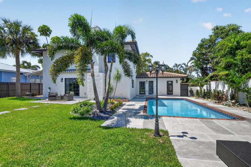 308 Greymon Drive, West Palm Beach FL 33405