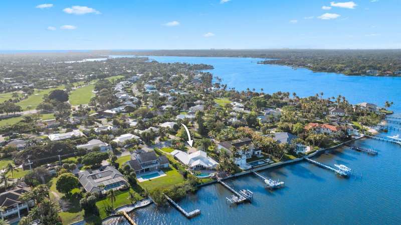 163 River Drive, Tequesta FL 33469
