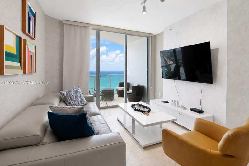 16699 Collins Ave # 2906, Sunny Isles Beach FL 33160