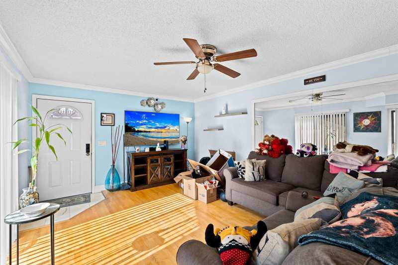 6139 Seven Springs Boulevard, FL 33463