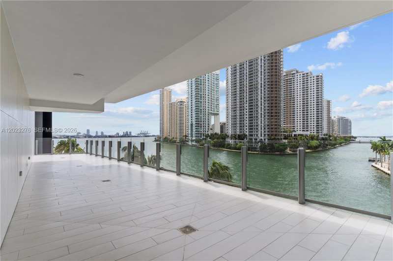 300 Biscayne Blvd Way # 804, Miami FL 33131