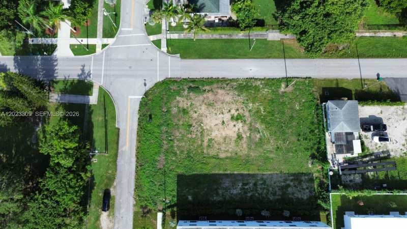 215 NW 3rd Ave, Florida City FL 33034