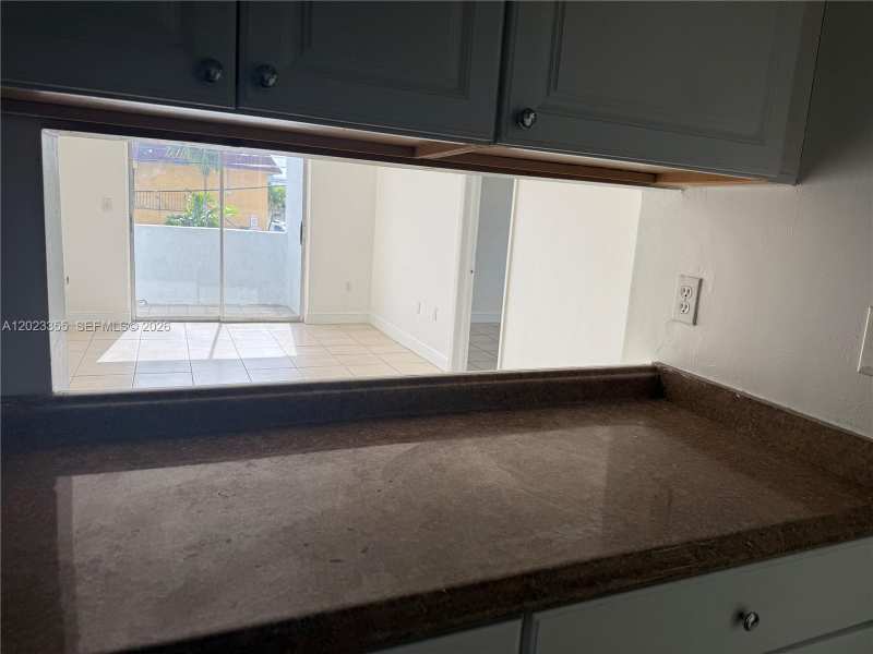 4495 NW 9th St # 105, Miami FL 33126